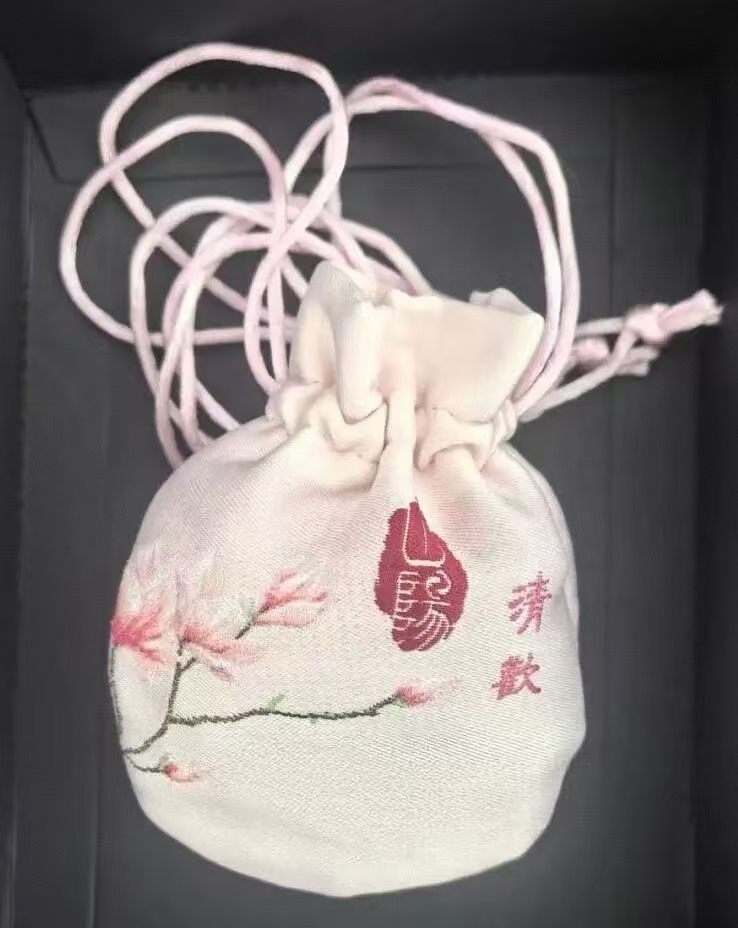 6d0e952636cc082133bcf1a6cbab05af